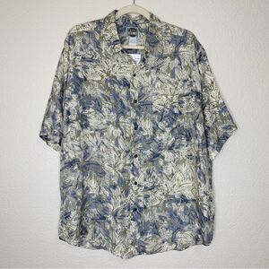 NWT Uomo by Nak 100% Silk Men’s Short Sleeves Button Down Shirt